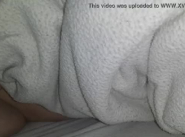सोई हुई को चोदते हुए एक्स एक्स एक्स वीडियो